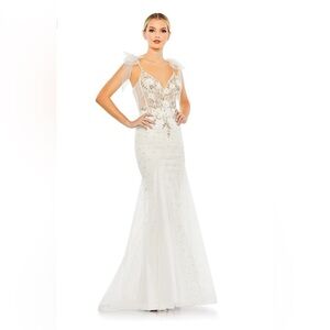 Mac Duggal White Embellished Sleeveless Bow Detail Mermaid Gown NWT Size 6